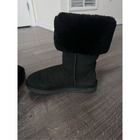UGG Tall Classic Boots Australian Made size 7 - Picture 2 of 10